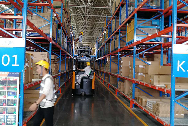 倉(cāng)庫(kù)貨架批發(fā)